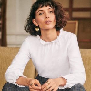 Sézane Clothilde blouse in white, size 40.